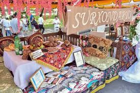 AL-TERMIZIY QADIMDAN YASHNAGAN DOYIRLARGA SAYOHAT!