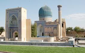 Samarqandning tarixiga va me'moriy  uziga xos bo'lgan ulkan binolariga sayohat.